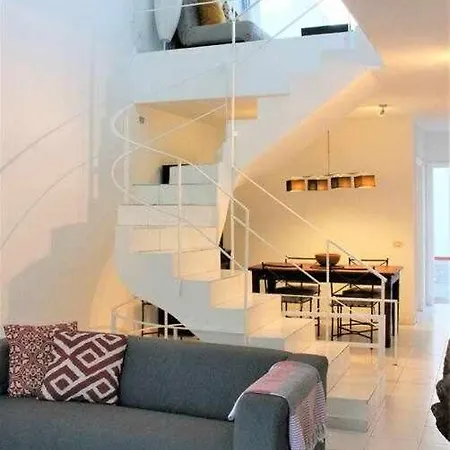 Apartamento Breeze View House By The Sea